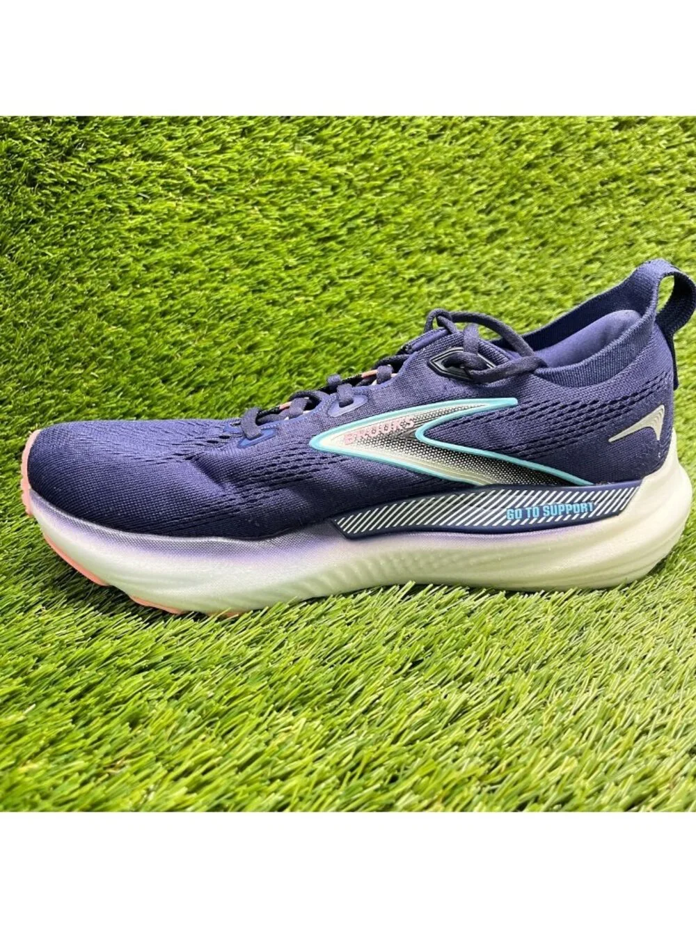 Brooks Glycerin GTS 22 Womens Size 9.5 Purple Athletic Running Shoes Sneakers